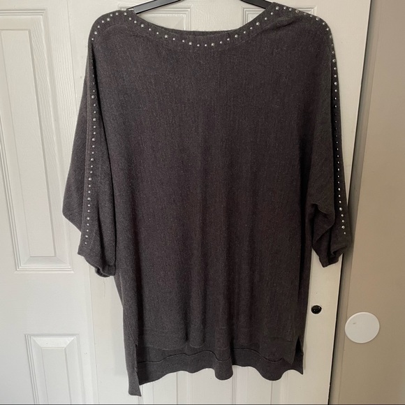 BYDesign gray sweater - Picture 1 of 5